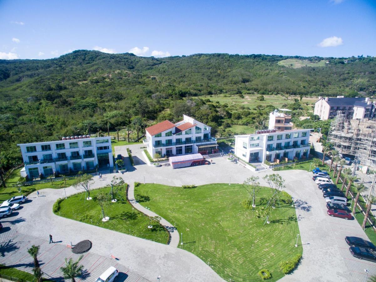 墾丁椰林 海灘文旅 Hotel Cape Eluanbi Buitenkant foto