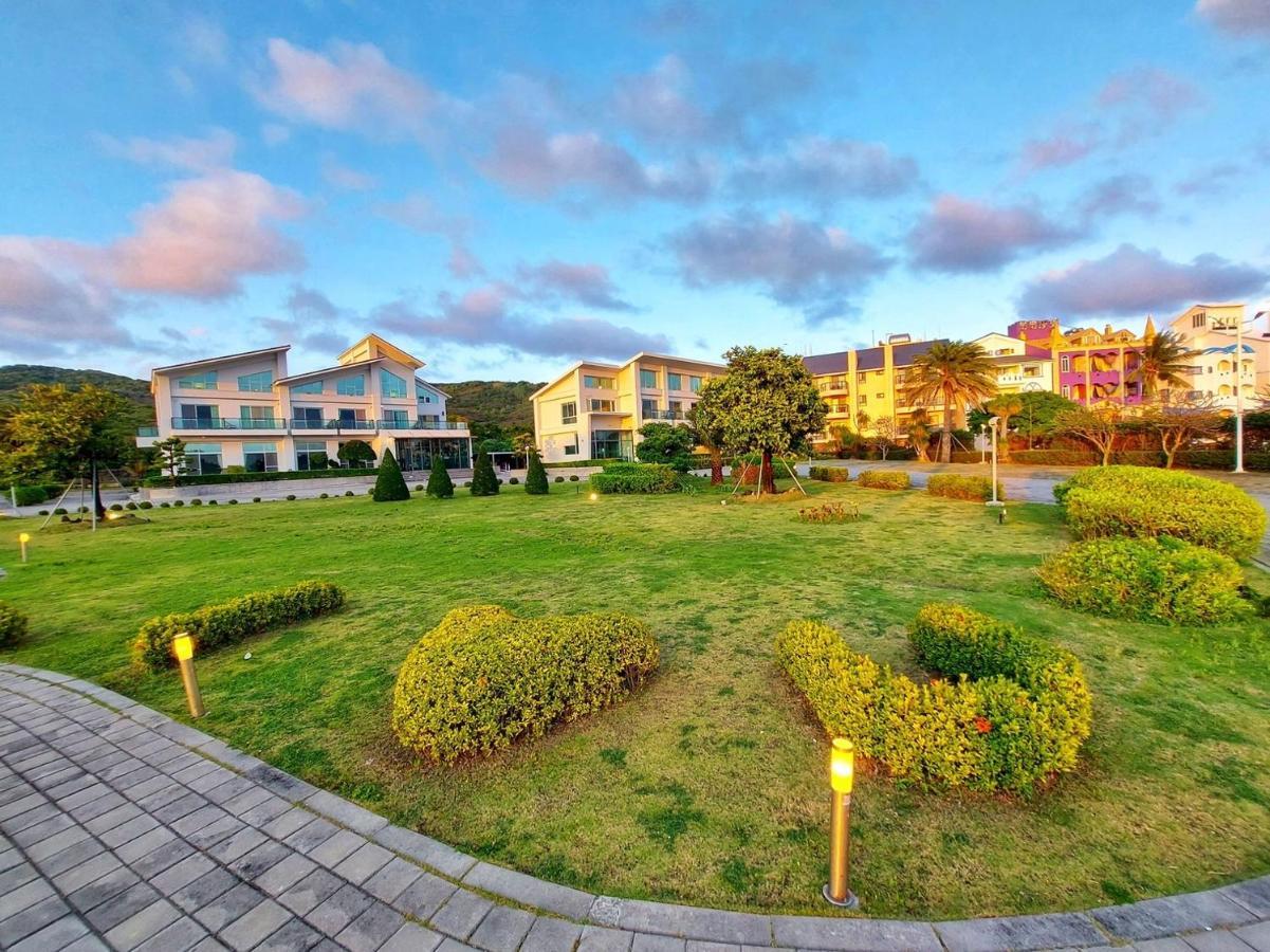 墾丁椰林 海灘文旅 Hotel Cape Eluanbi Buitenkant foto