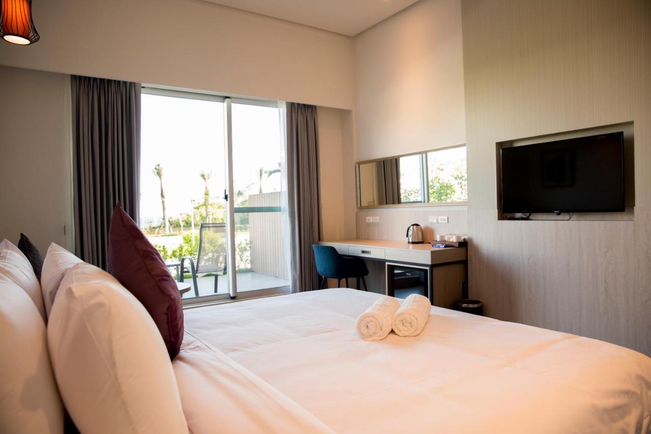墾丁椰林 海灘文旅 Hotel Cape Eluanbi Buitenkant foto