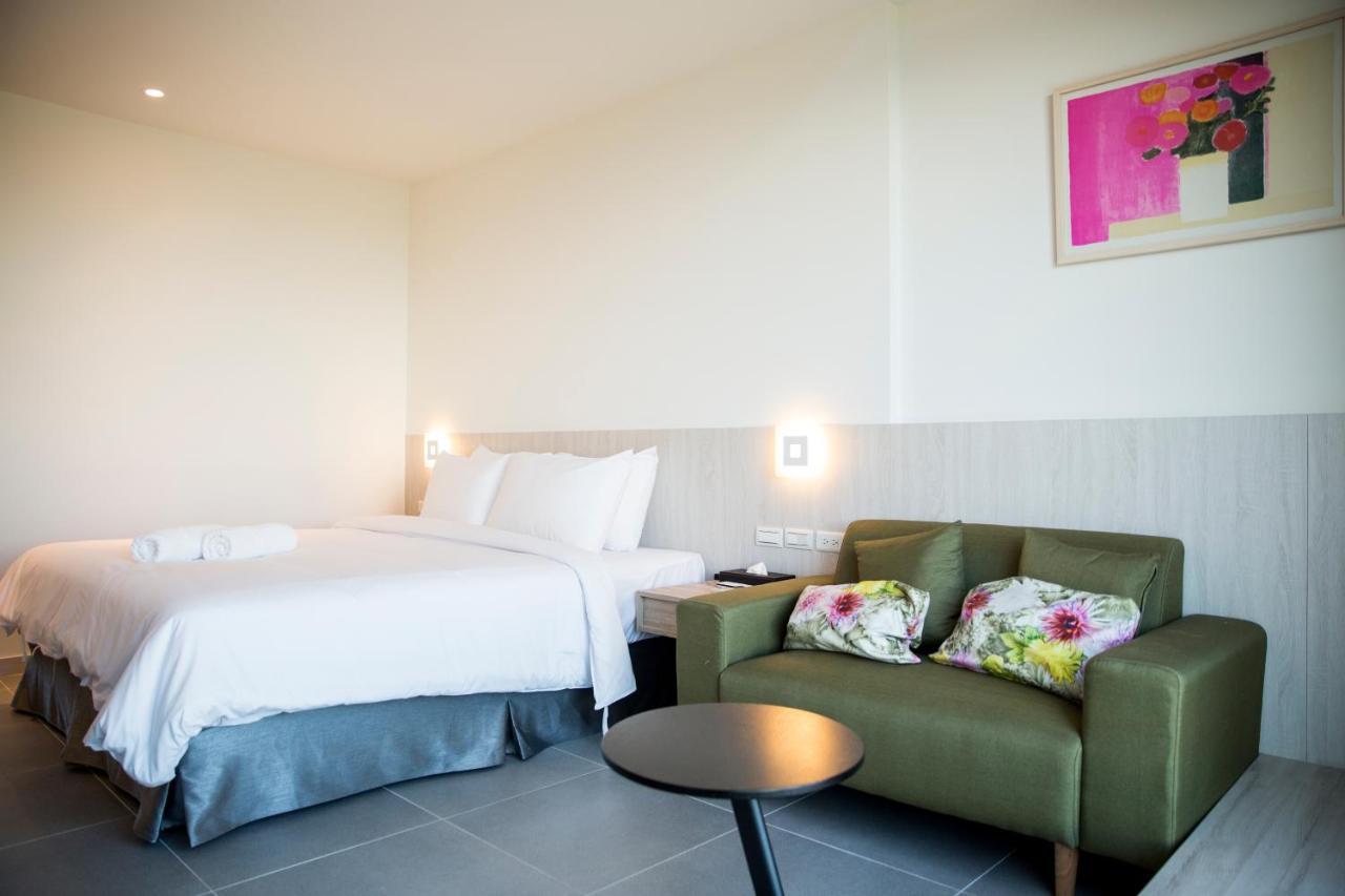 墾丁椰林 海灘文旅 Hotel Cape Eluanbi Buitenkant foto
