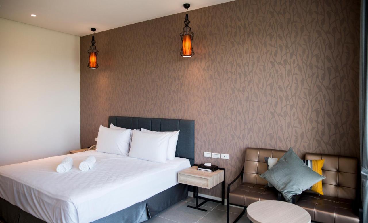 墾丁椰林 海灘文旅 Hotel Cape Eluanbi Buitenkant foto